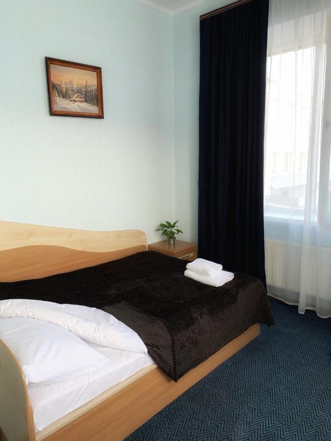 Hotel Femina Житомир Экстерьер фото